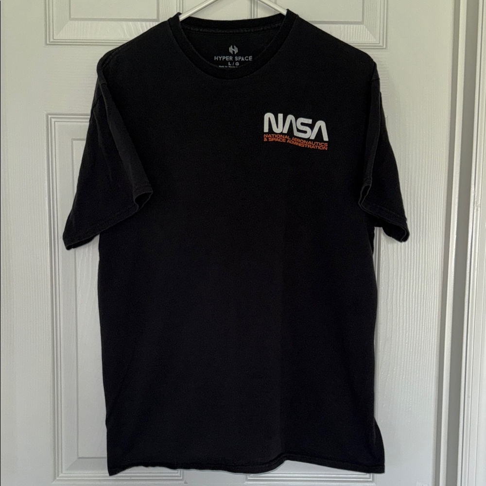 Hyper Space men’s NASA black teeshirt